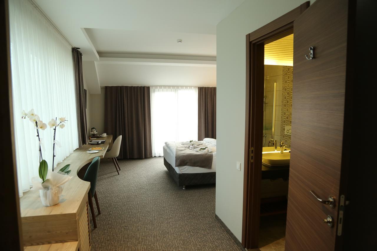 Hotel City Inegoel Екстер'єр фото