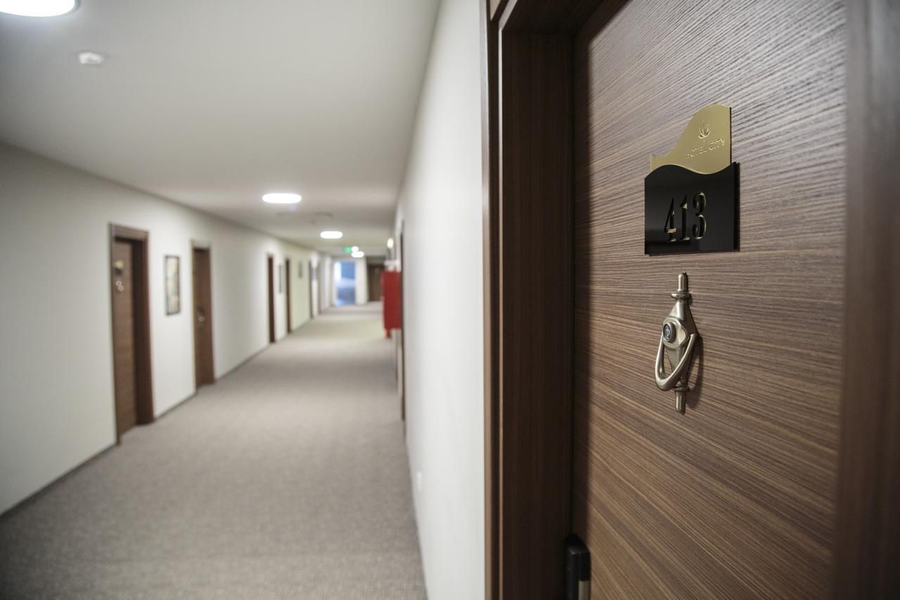 Hotel City Inegoel Екстер'єр фото